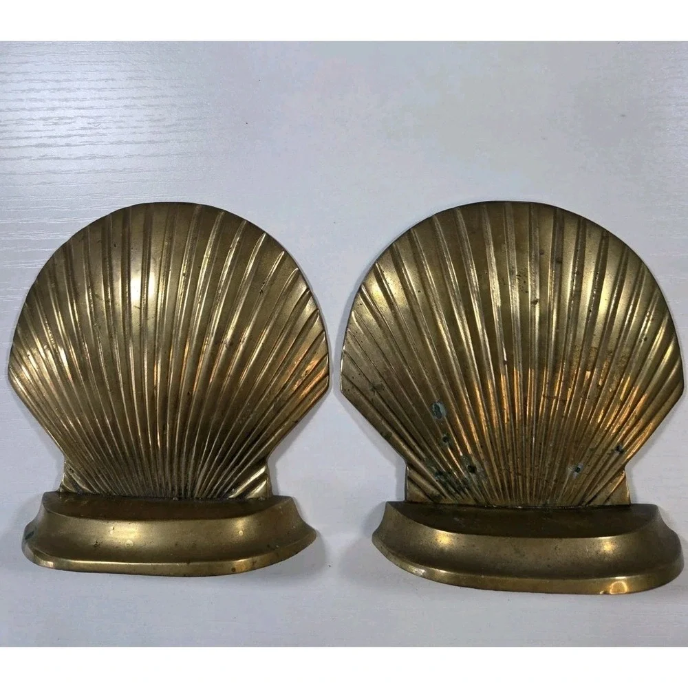 Vintage Brass Clam Sea Shell Beach Ocean Nautical Decor Bookends